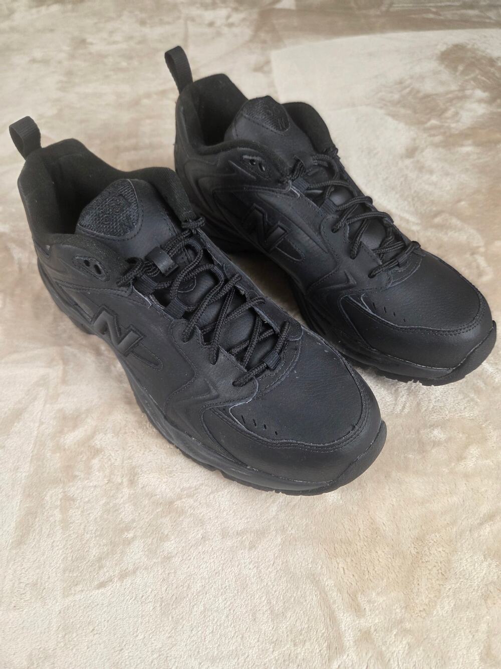 New Balance Tennis Shoes